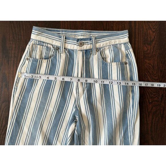 American Eagle Blue and White Pinstriped Mom Jeans Size 00 - Picture 4 of 12